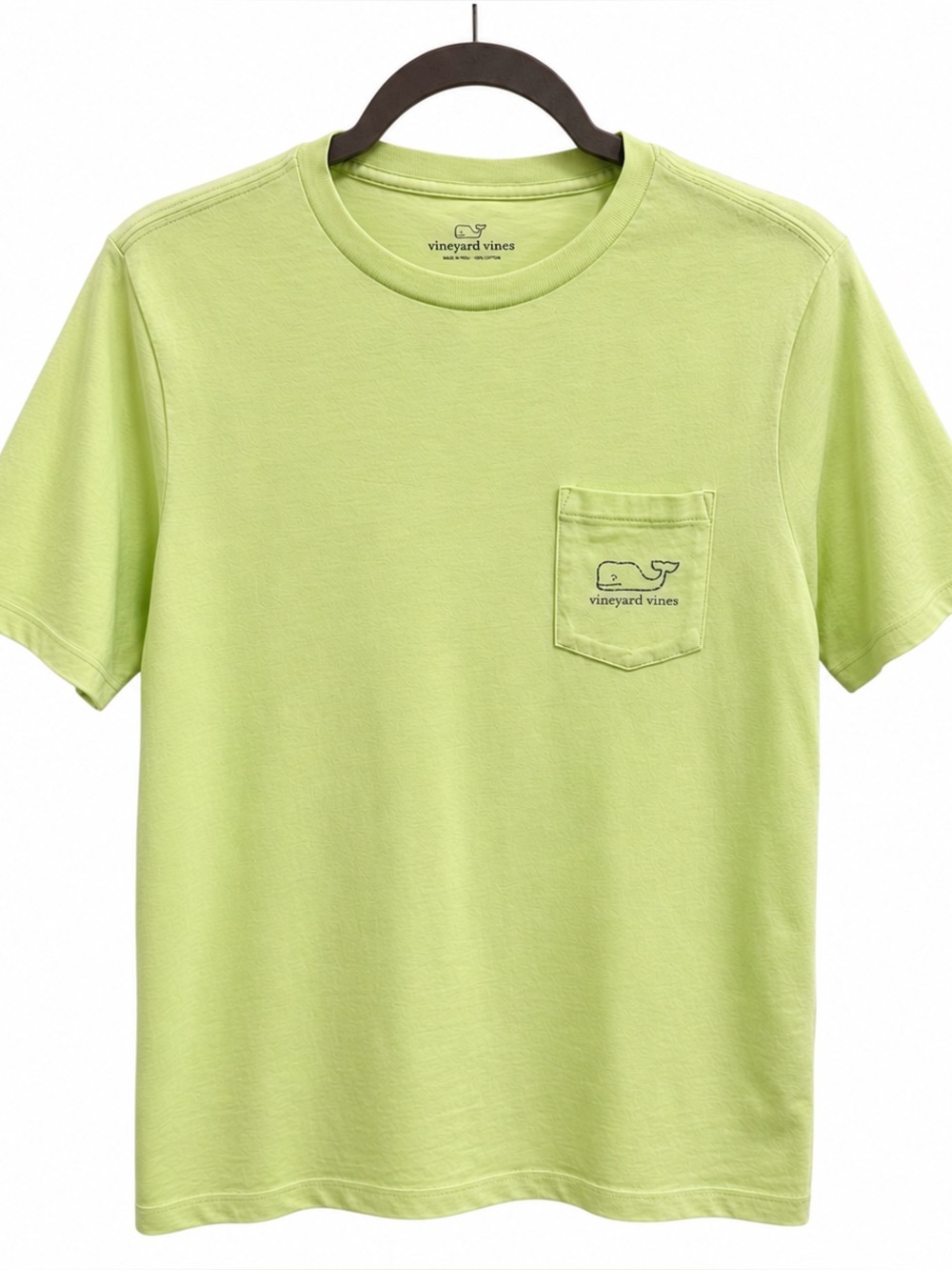 Vineyard Vines Boys Garment Dyed Whale Outline Tee in Sunshine
Size: Large